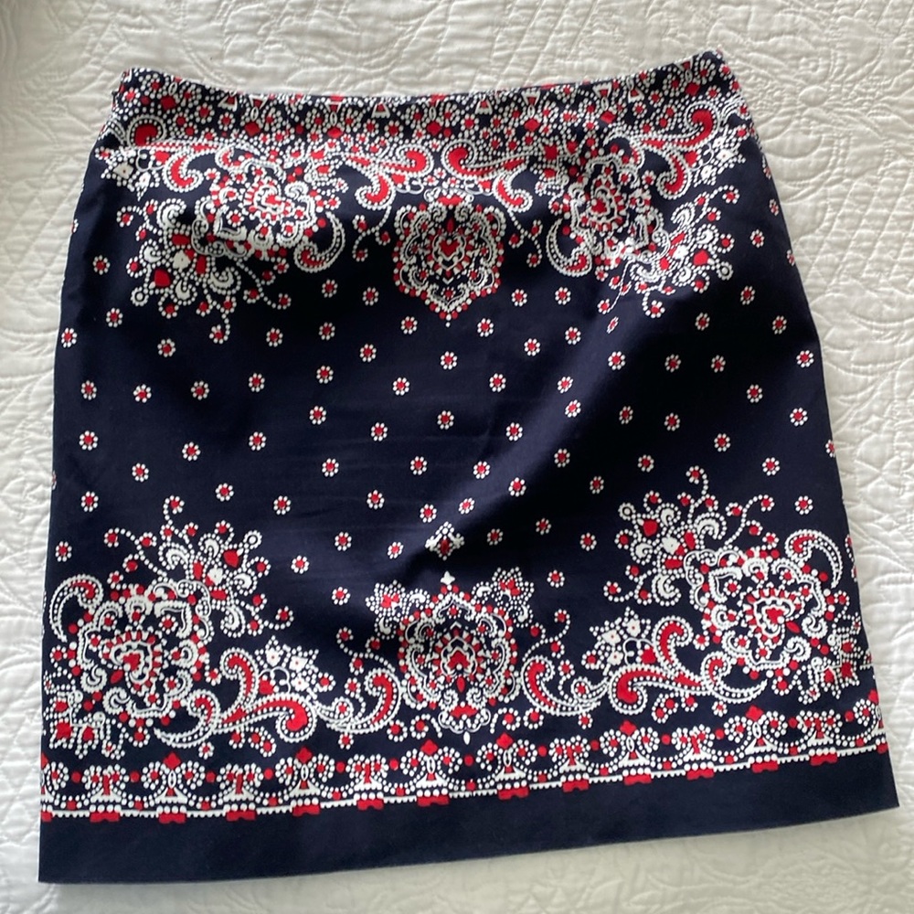 Talbots Skirt / Navy with Red and White Print